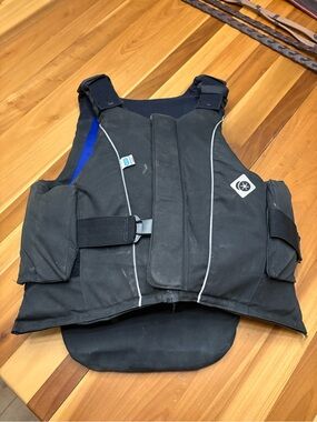 Charles Owen jl9 XC vest body protector